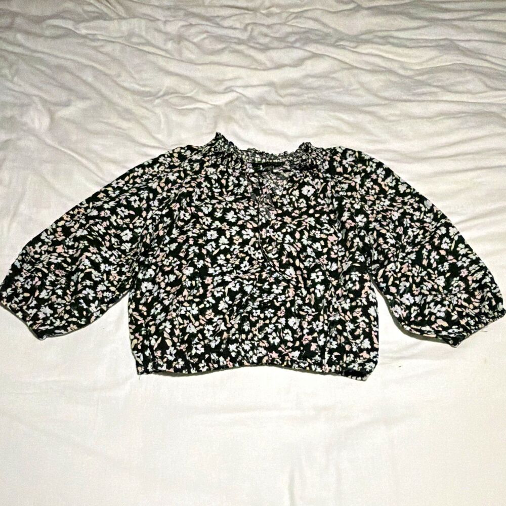 Sanctuary Women's Floral Long Sleeve Smocked Neck Blouse Top Size S Black White